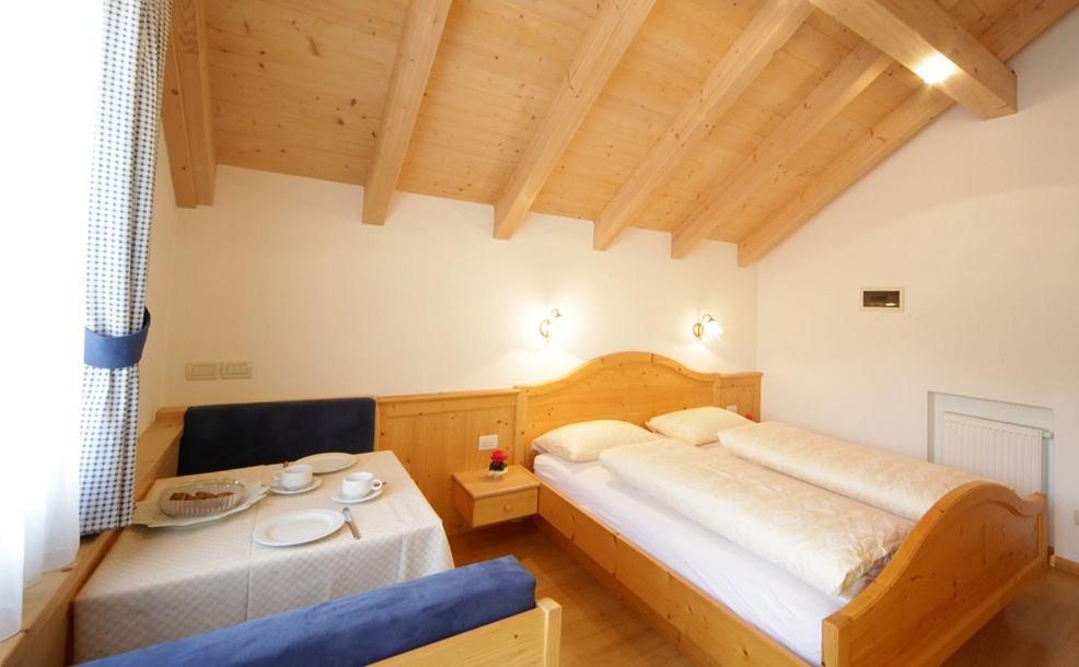 Apartments Lasteis ラ・ヴィッラ エクステリア 写真