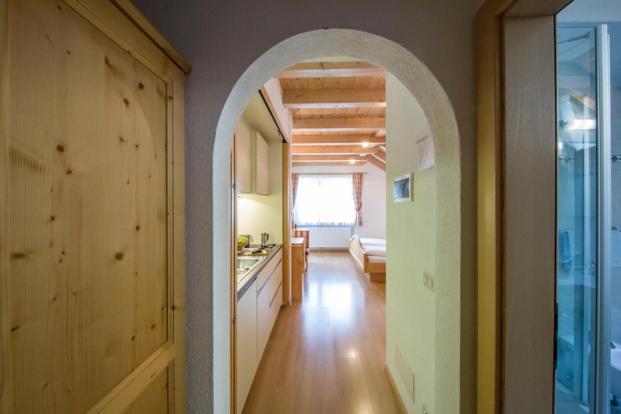 Apartments Lasteis ラ・ヴィッラ エクステリア 写真