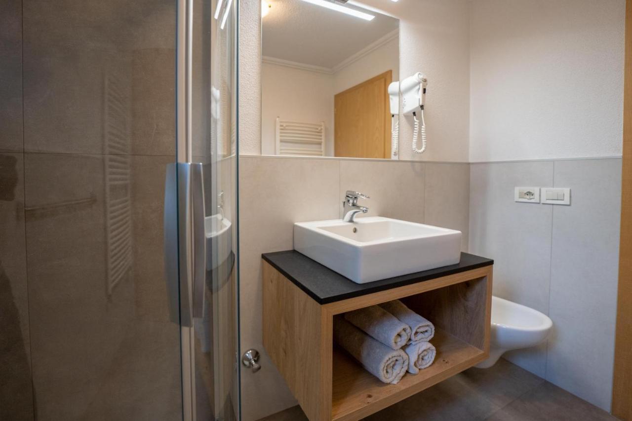 Apartments Lasteis ラ・ヴィッラ エクステリア 写真
