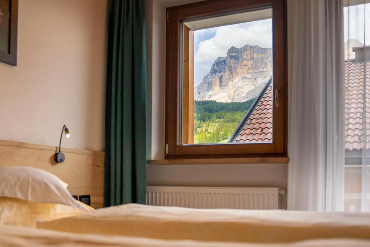 Apartments Lasteis ラ・ヴィッラ エクステリア 写真