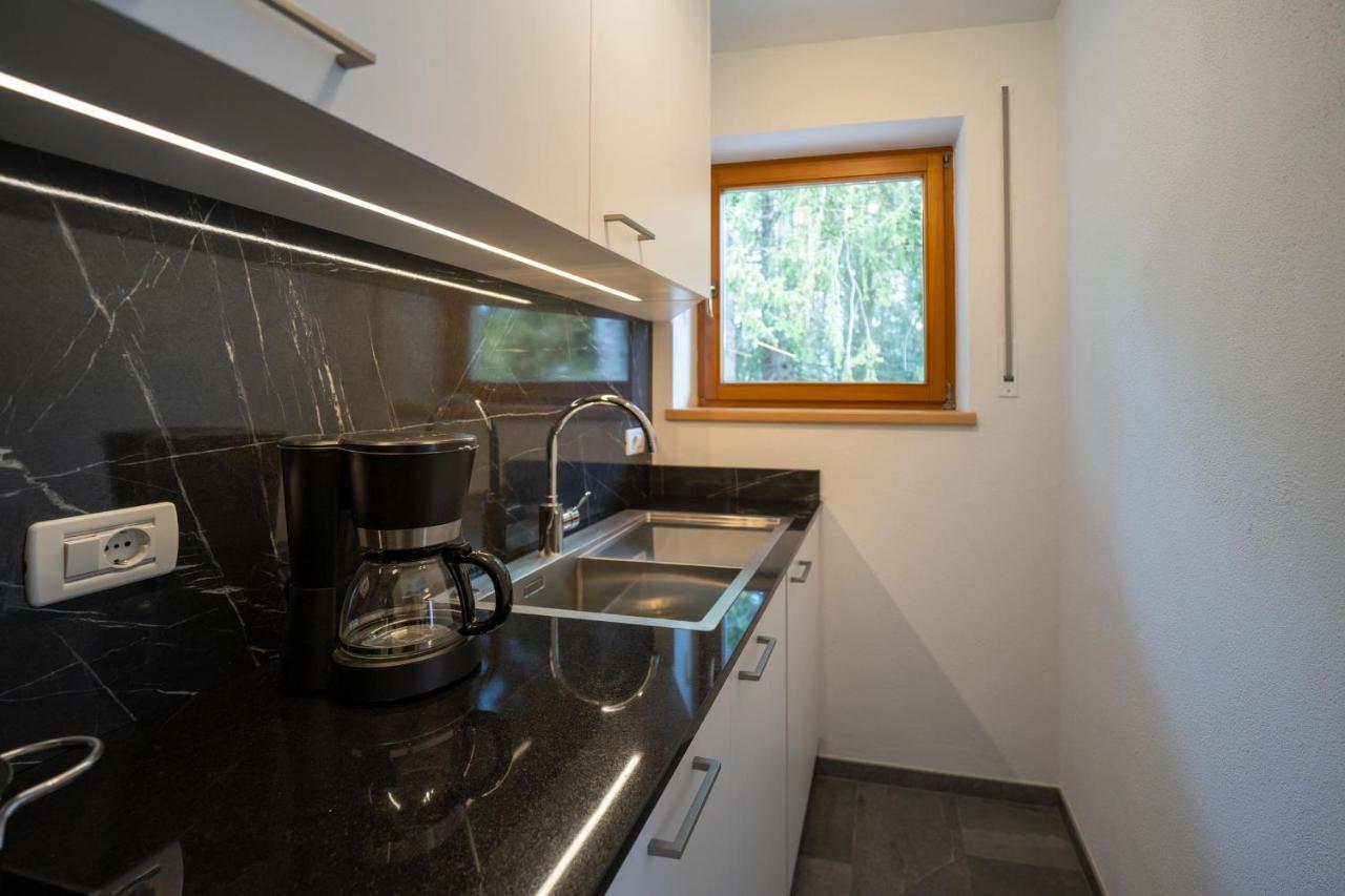 Apartments Lasteis ラ・ヴィッラ エクステリア 写真
