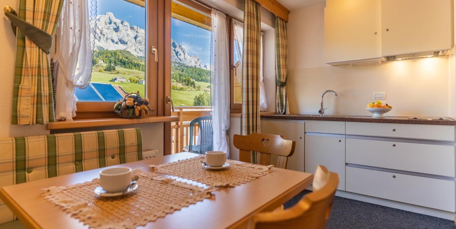 Apartments Lasteis ラ・ヴィッラ エクステリア 写真