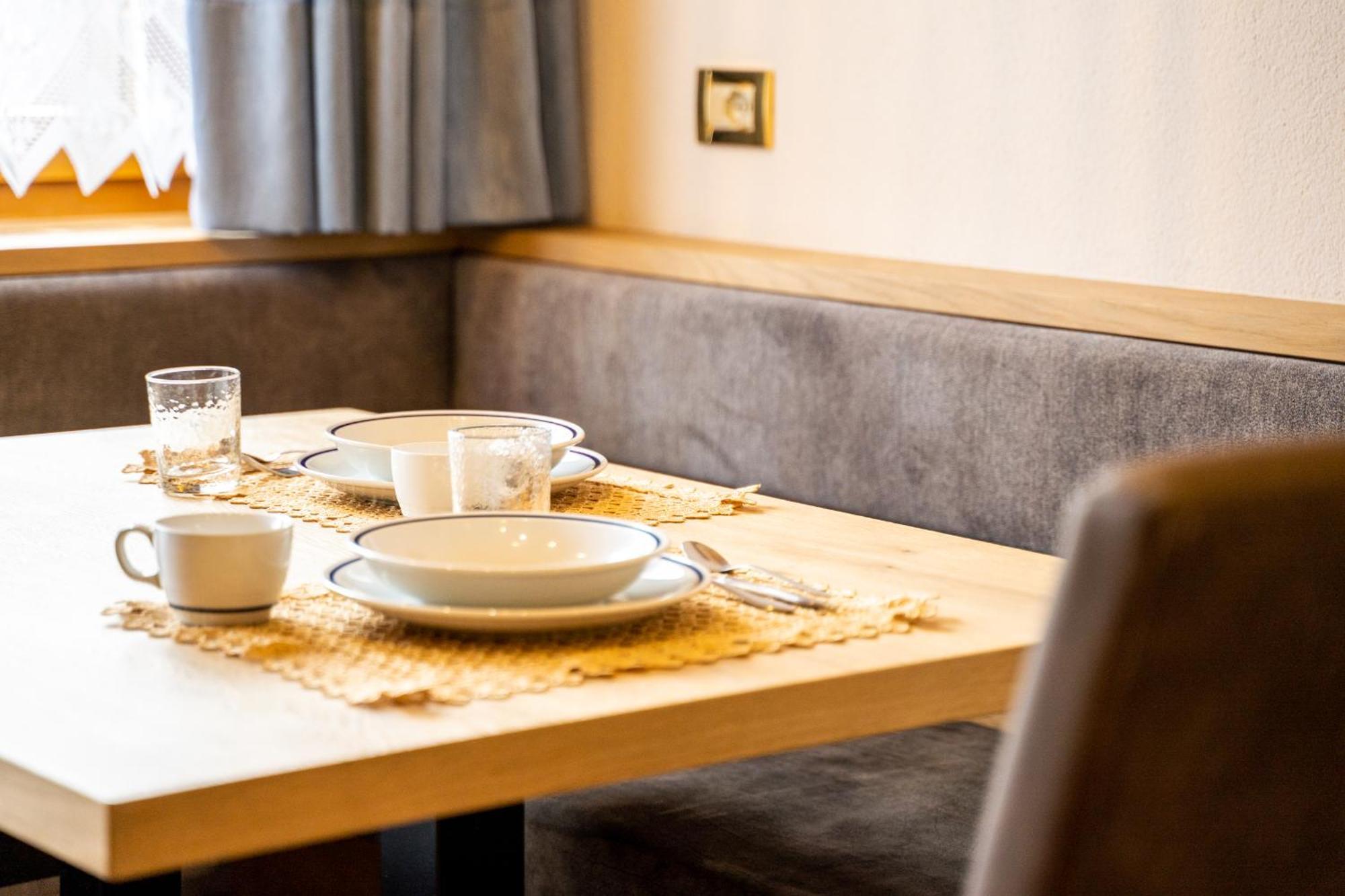 Apartments Lasteis ラ・ヴィッラ 部屋 写真